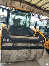 XCMG Official Second Hand Double Vibrating Road Roller XD135TIV Road Roller for Sale